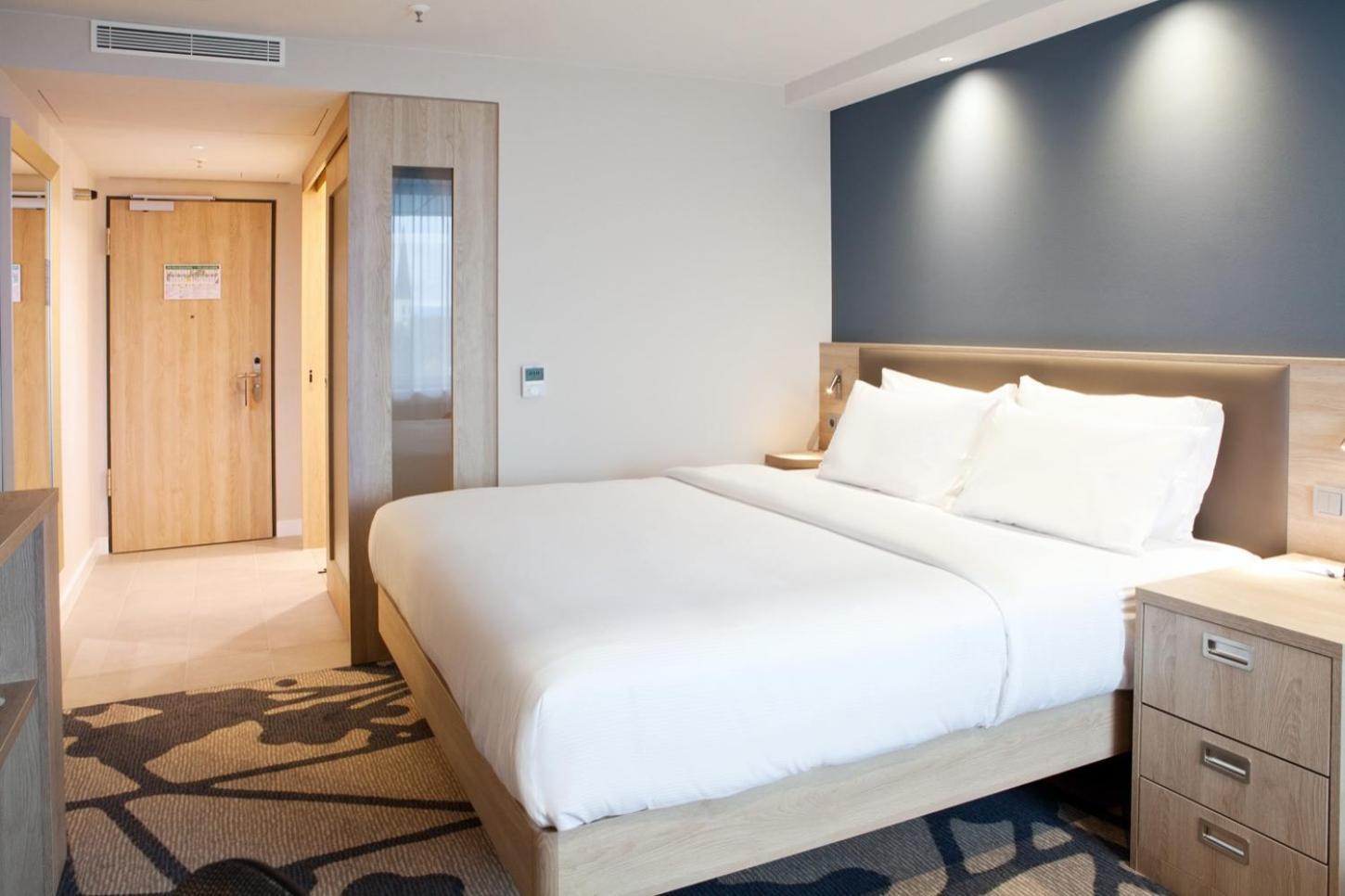 Hampton By Hilton Munich City Center East Bagian luar foto